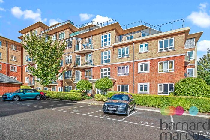 1 Bedroom Flat For Sale In Glebelands Close, London, N12