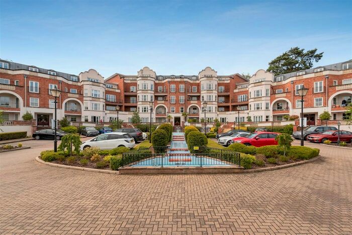 2 Bedroom Flat To Rent In Burleigh Road, Ascot, SL5