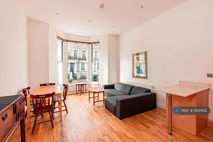 2 Bedroom Flat To Rent In Finborough Road, London, SW10