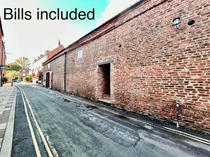 1 Bedroom Flat To Rent In Vicar Lane, Beverley, East Riding Of Yorkshi, HU17