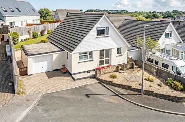 4 Bedroom Detached Bungalow For Sale In Langorran Road, Camborne, Cornwall, TR14