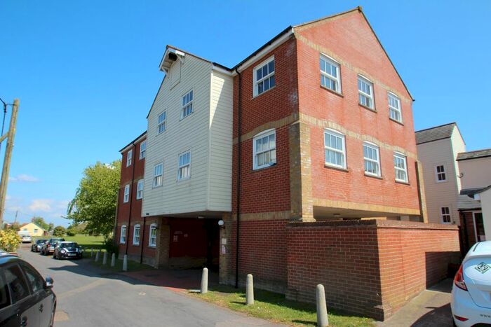 2 Bedroom Flat To Rent In The Path, Great Bentley, Colchester, CO7