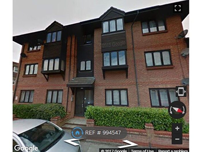 2 Bedroom Flat To Rent In Gladstone Street, Kettering, NN16