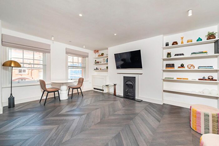 1 Bedroom Flat To Rent In Langham Street, London, W1W