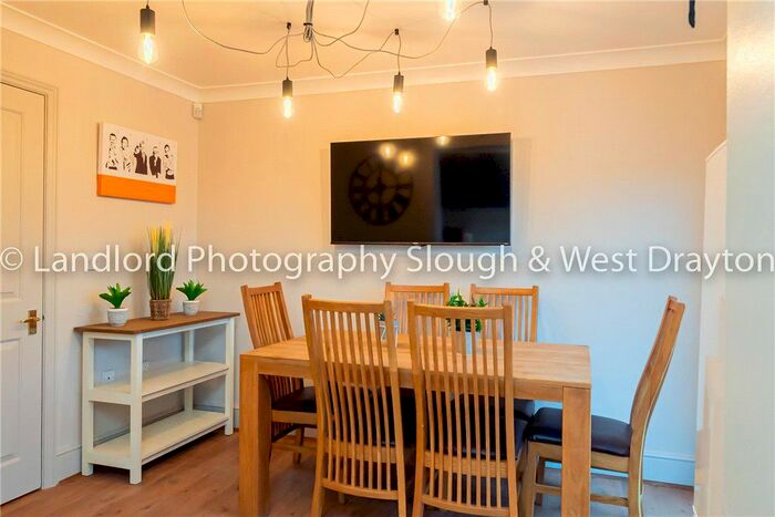 6 Bedroom Semi-Detached House To Rent In Cabell Road, Guildford, Surrey, GU2