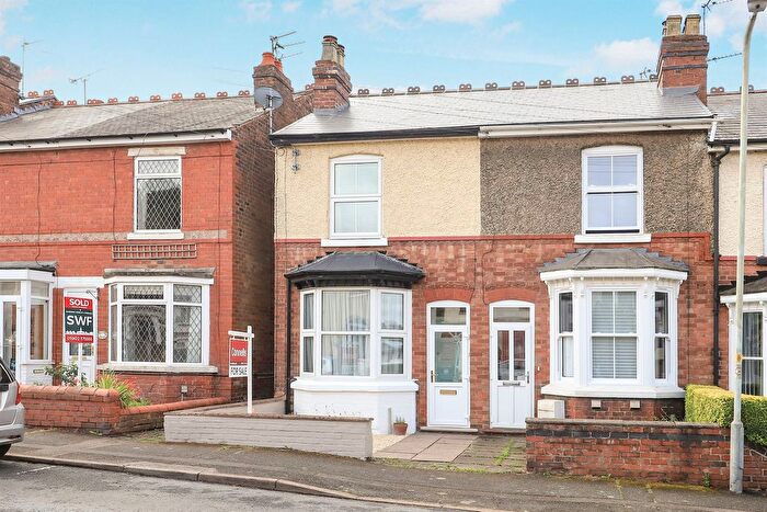 2 Bedroom End Of Terrace House For Sale In Westbourne Road, Penn, Wolverhampton, WV4