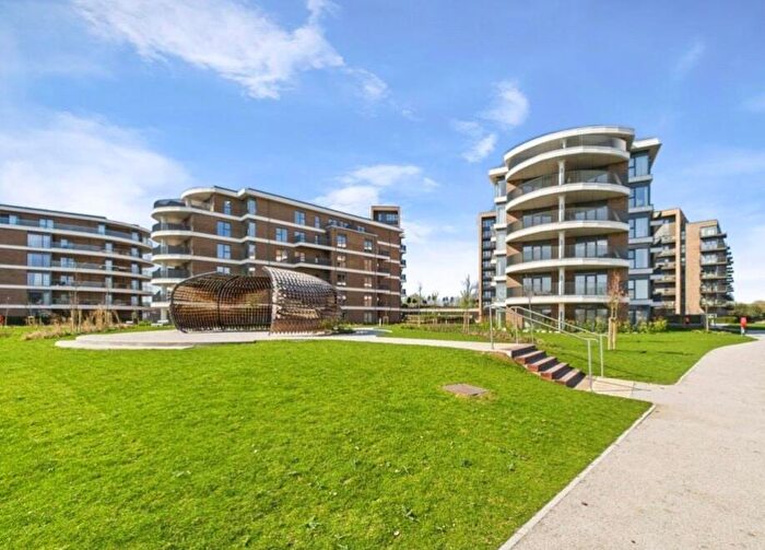 1 Bedroom Apartment To Rent In Flagstaff Road, Reading, RG2