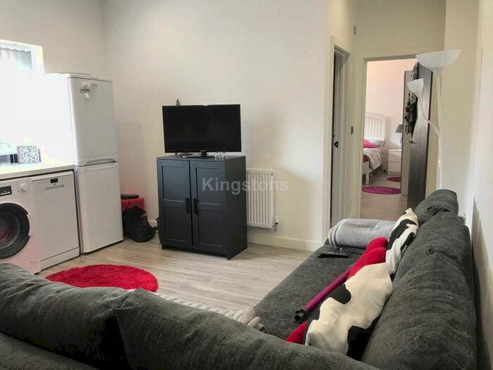 1 Bedroom Apartment To Rent In Pantbach Rd, Cardiff, CF14