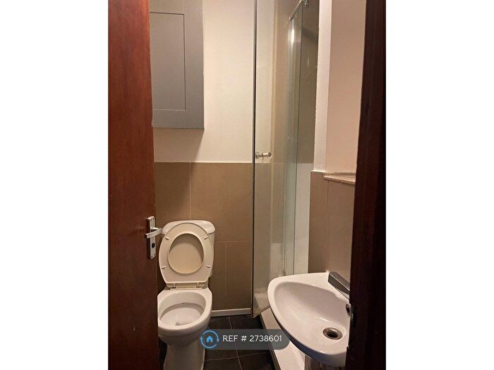 1 Bedroom Flat To Rent In Dumfries Street, Luton, LU1