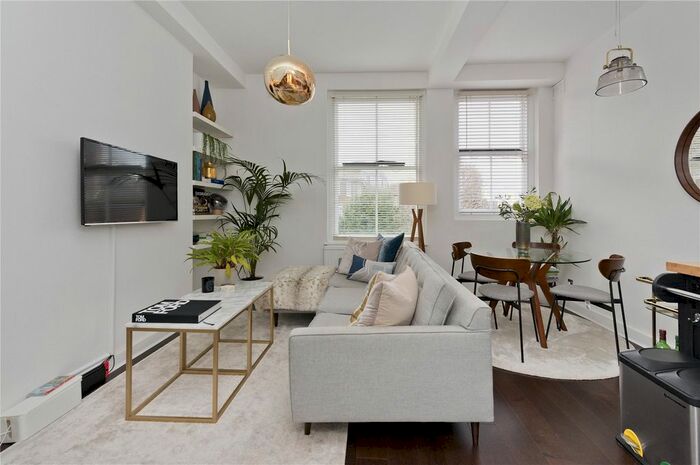 1 Bedroom Flat To Rent In St. Marks Road, North Kensington, London, Uk, W10