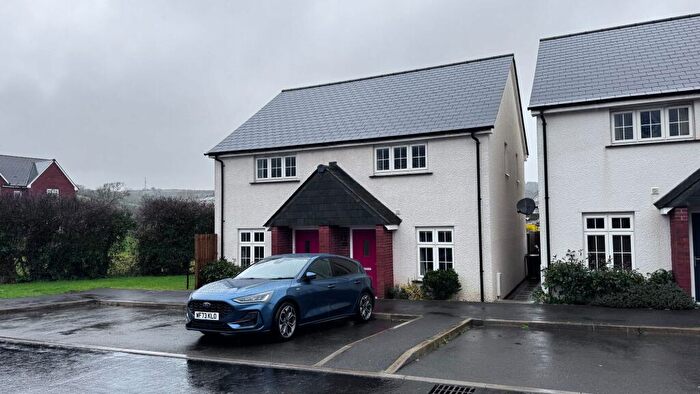 2 Bedroom Semi Detached House To Rent In Juniper Drive, Dawlish, EX7