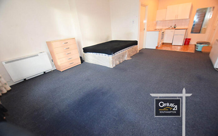 Studio To Rent In |Ref: |, Portswood Road, Southampton, SO17