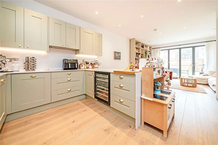 4 Bedroom Terraced House To Rent In Caird Street, London, W10