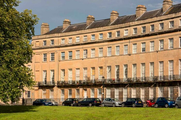 3 Bedroom Apartment To Rent In Norfolk Crescent, BA1