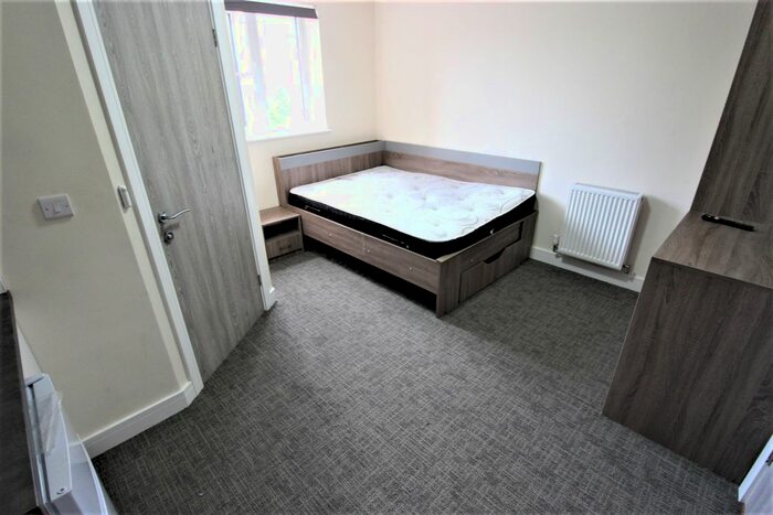 Studio To Rent In Clay Lane, Coventry, CV2