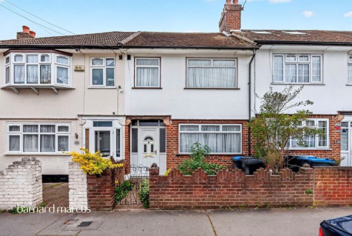 3 Bedroom Terraced House For Sale In Sandringham Road, Thornton Heath, CR7