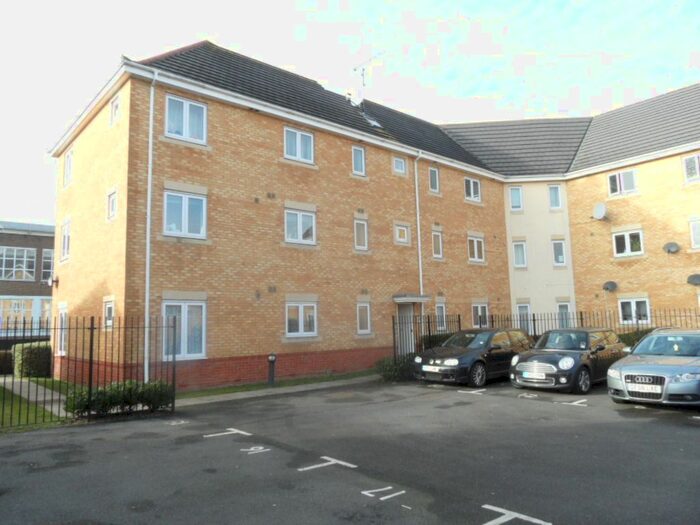 2 Bedroom Flat To Rent In Hutton Close, Leagrave, Luton LU4