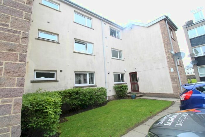 2 Bedroom Flat To Rent In Fonthill Terrace, Aberdeen, AB11