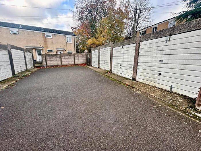 1 Bedroom Garages To Rent In Wescott Way, Bournemouth, BH11