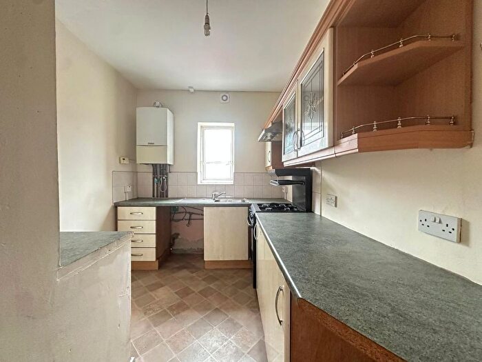 2 Bedroom Flat To Rent In A Woodfold Place, Blackburn. Lancs., BB2