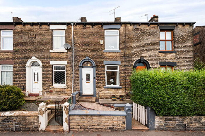 2 Bedroom Terraced House For Sale In Oldham Road, Springhead, Saddleworth, OL4