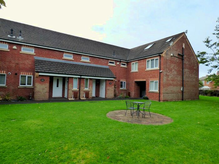 Houses for sale & to rent in SK2 5ES, Marple Road, Offerton Stockport