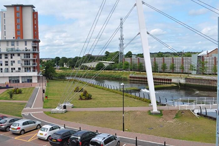 2 Bedroom Flat To Rent In Compair Crescent, Ipswich, IP2