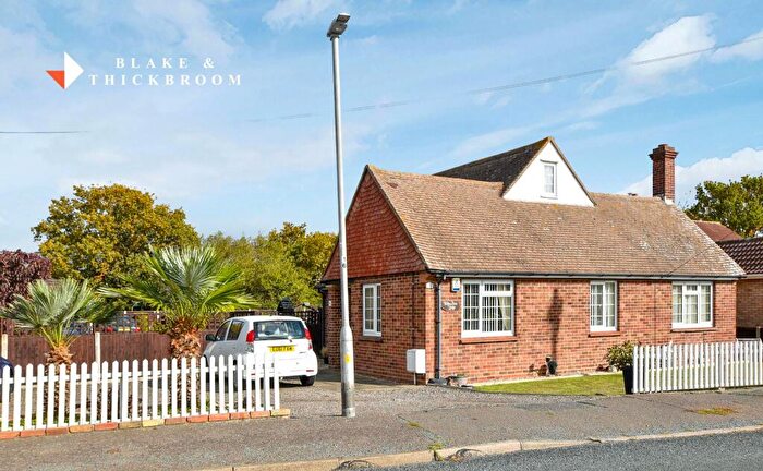 3 Bedroom Chalet For Sale In Gorse Lane, Clacton-on-Sea, CO15