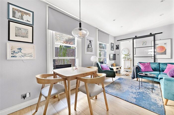 2 Bedroom Flat For Sale In Norman Road, Leytonstone, London, E11