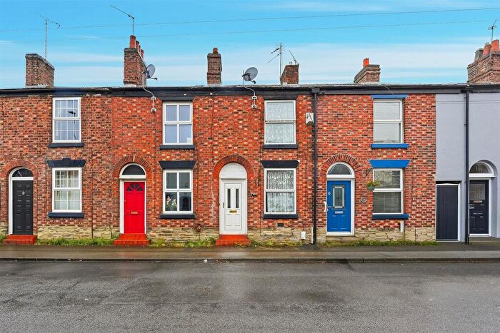 2 Bedroom Terraced House For Sale In Bond Street, Macclesfield, SK11