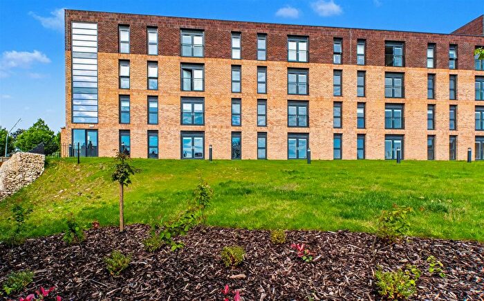 1 Bedroom Flat To Rent In Station Quarter, Hunslet House, Corby, NN17