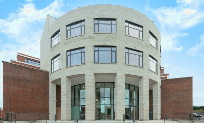 2 Bedroom Apartment To Rent In Pycroft Road, Chertsey, KT16