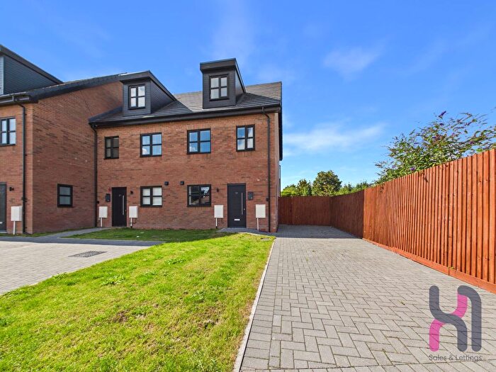 4 Bedroom End Of Terrace House To Rent In Mill Street, Ashton-In-Makerfield, WN4
