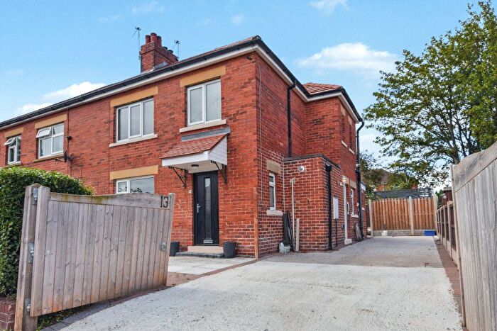 3 Bedroom Semi-Detached House For Sale In Mountbatten Crescent, Wakefield, West Yorkshire, WF1