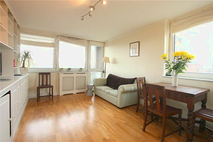 2 Bedroom Flat To Rent In Simla House, Kipling Estate, London, SE1