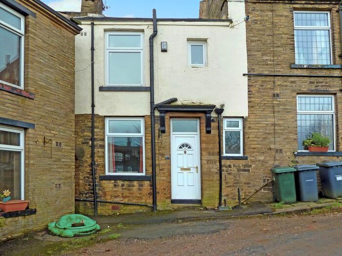 1 Bedroom Terraced House To Rent In Moor Street, Queensbury, Bradford, BD13