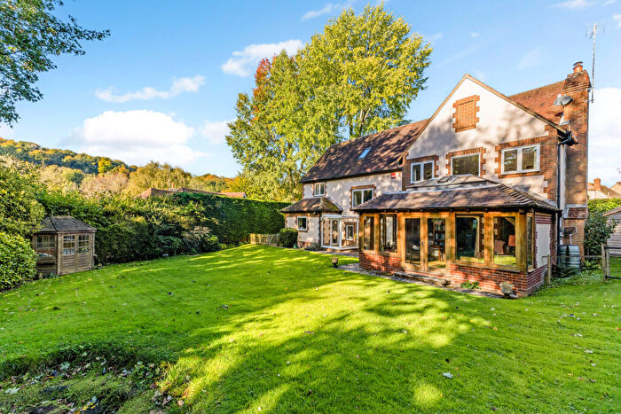 5 Bedroom Detached House For Sale In Gracious Street, Selborne, GU34