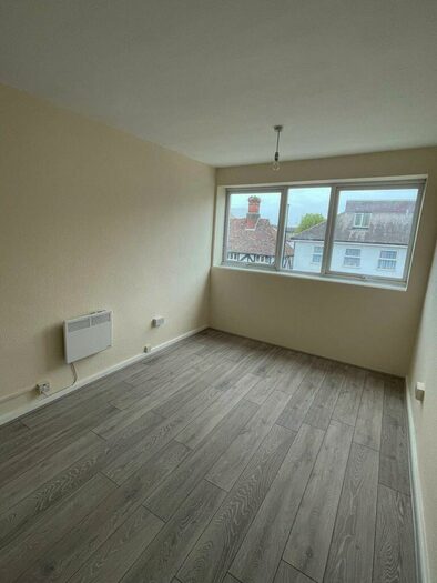 2 Bedroom Property To Rent In Footscray High Street, Sidcup, DA14