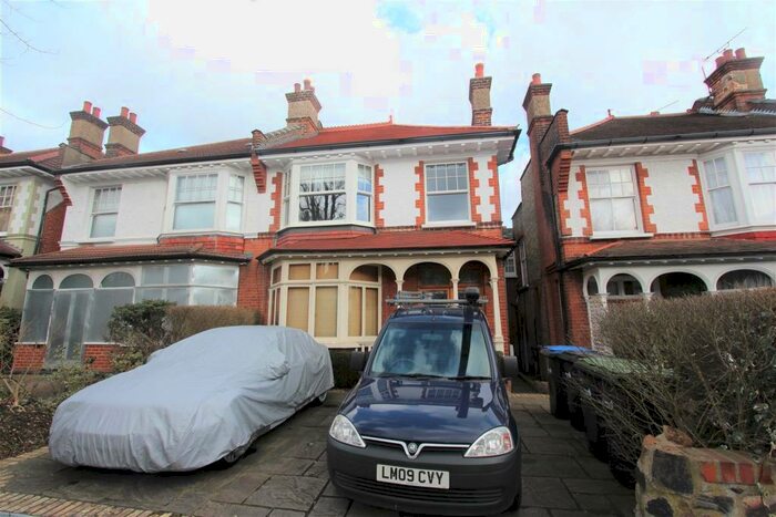 2 Bedroom Flat To Rent In Fernleigh Road, Winchmore Hill, N21