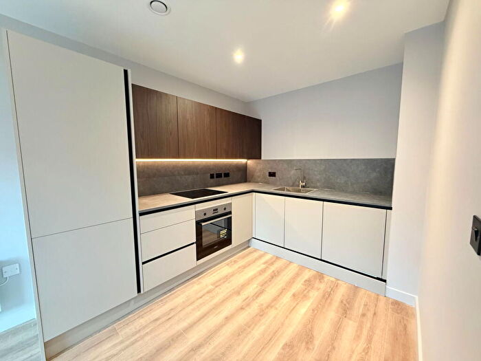 2 Bedroom Apartment For Sale In The Pressworks, Northwood Street, Jewellery Quarter, B3