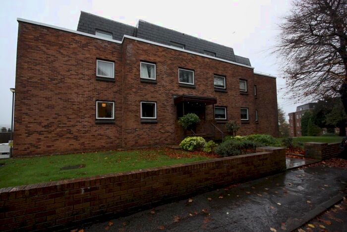 2 Bedroom Flat To Rent In Camphill Avenue, Shawlands, Glasgow, G41