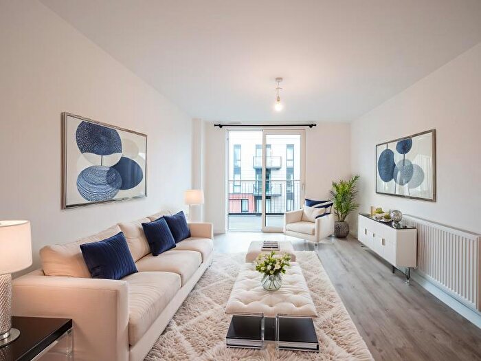 1 Bedroom Apartment To Rent In Forge :: Middlewood Locks, M5