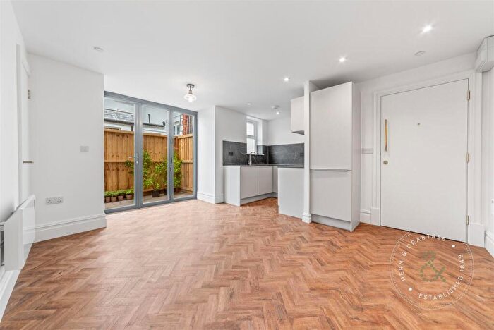 1 Bedroom Flat To Rent In Cathedral Road, Pontcanna, Cardiff, CF11