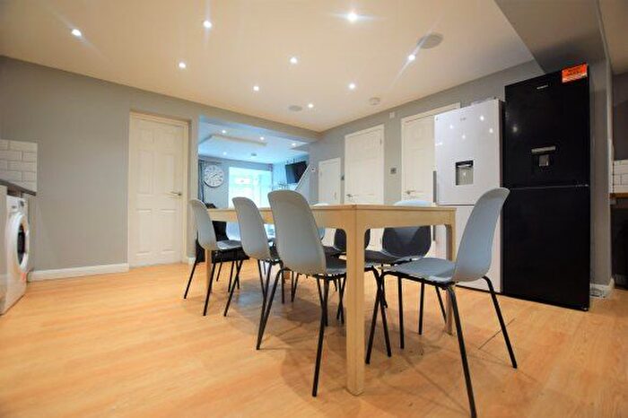 7 Bedroom Terraced House To Rent In Tenterden Drive, Canterbury, Kent, CT2