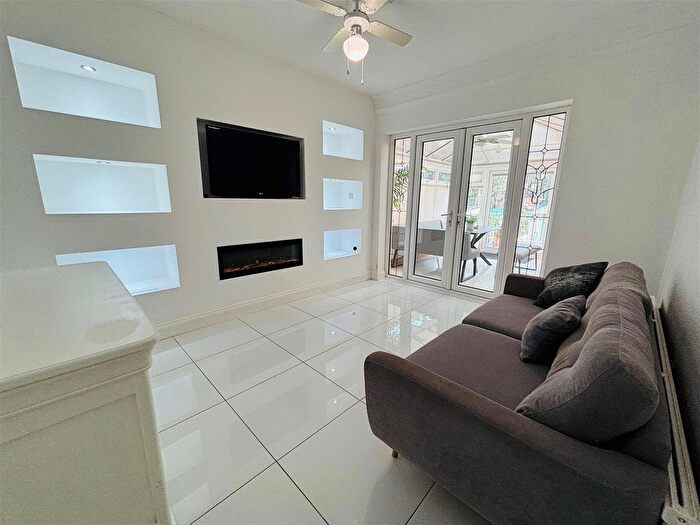 3 Bedroom Property For Sale In Victoria Road, Port Talbot, SA12