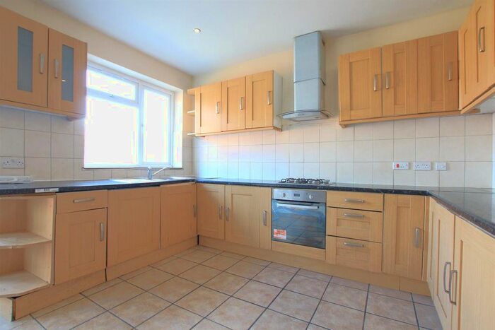 3 Bedroom Semi-Detached House To Rent In The Warren, Heston, Hounslow, TW5