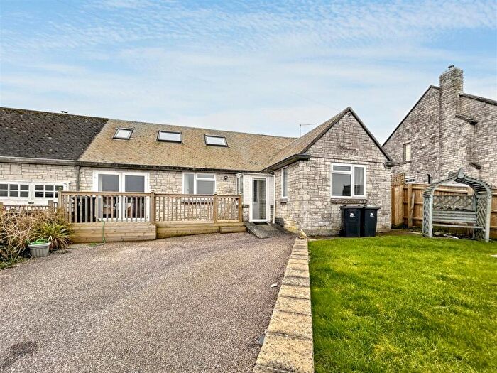 3 Bedroom Semi-Detached Bungalow For Sale In Looke Lane, Puncknowle, Dorchester, DT2