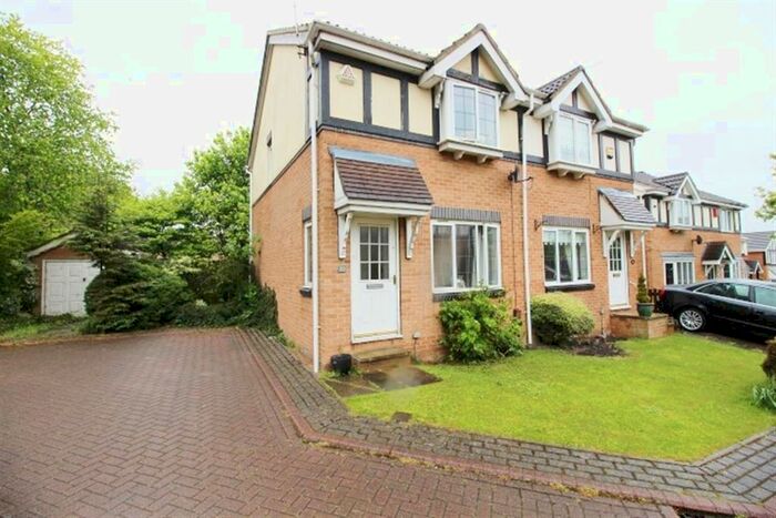 2 Bedroom Semi-Detached House To Rent In Earlswood Mead, Pudsey LS28