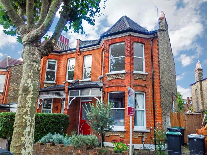 2 Bedroom Flat To Rent In Barrington Road, Crouch End, N8
