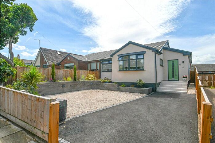 2 Bedroom Bungalow For Sale In Redhouse Lane, West Kirby, Wirral, CH48